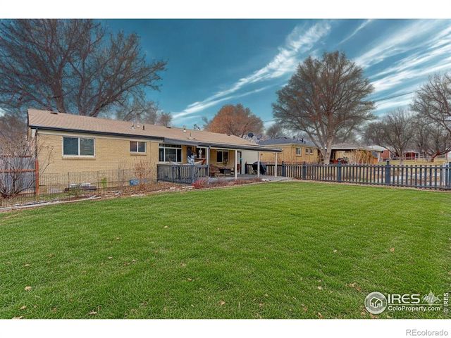 3333 W Wagon Trail Drive, Englewood, CO 80110