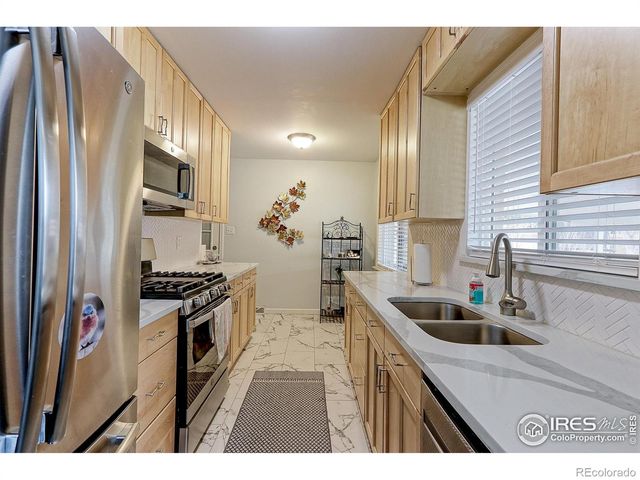 3333 W Wagon Trail Drive, Englewood, CO 80110