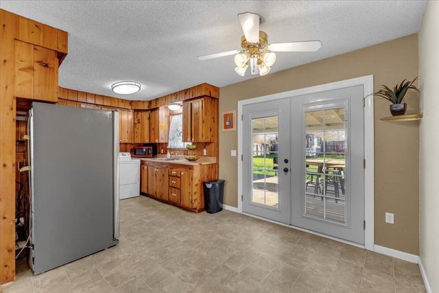 1481 Diamond Street, Anderson, CA 96007