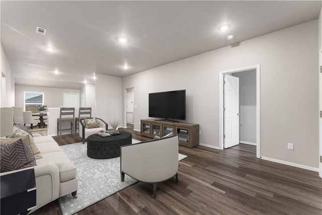 927 W Aiden Drive, Siloam Springs, AR 72761