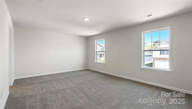 576 Country Oak Drive, Asheville, NC 28804