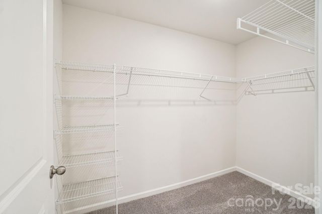 576 Country Oak Drive, Asheville, NC 28804