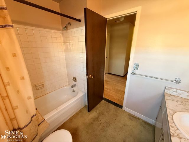 6655 Lee Crest Drive, West Bloomfield Twp, MI 48322