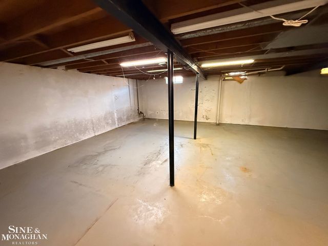 6655 Lee Crest Drive, West Bloomfield Twp, MI 48322