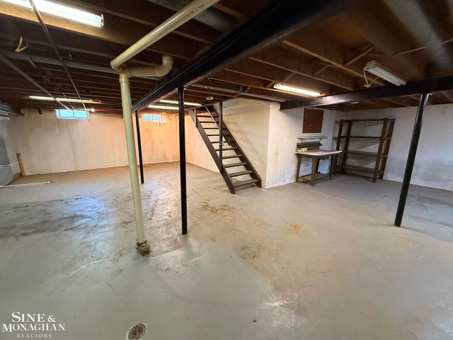 6655 Lee Crest Drive, West Bloomfield Twp, MI 48322