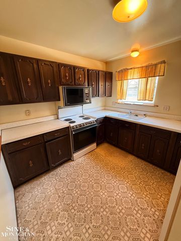 6655 Lee Crest Drive, West Bloomfield Twp, MI 48322
