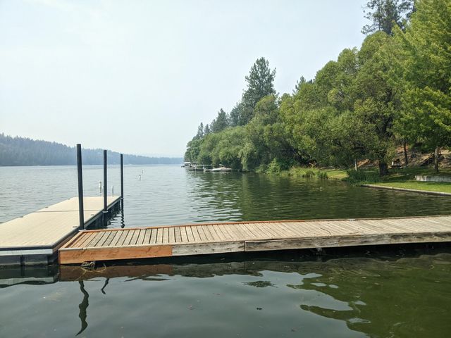 204 Lemon Ln, Nine Mile Falls, WA 99026