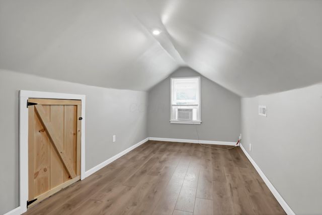 1023 Glenmore Avenue, Newark, OH 43055