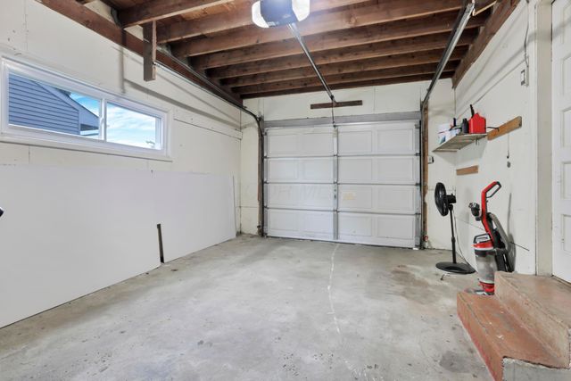 1023 Glenmore Avenue, Newark, OH 43055