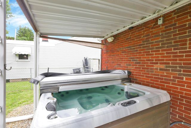 1023 Glenmore Avenue, Newark, OH 43055