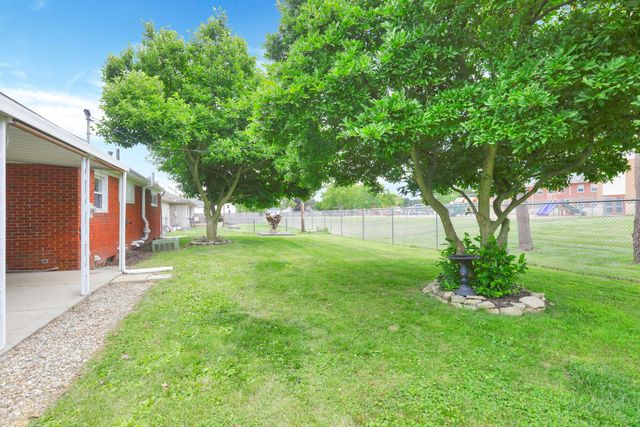 1023 Glenmore Avenue, Newark, OH 43055