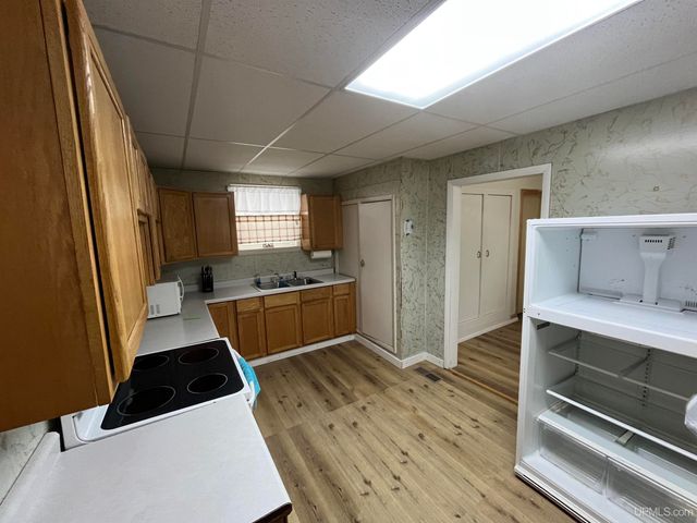 206 N 21st Street, Escanaba, MI 49829