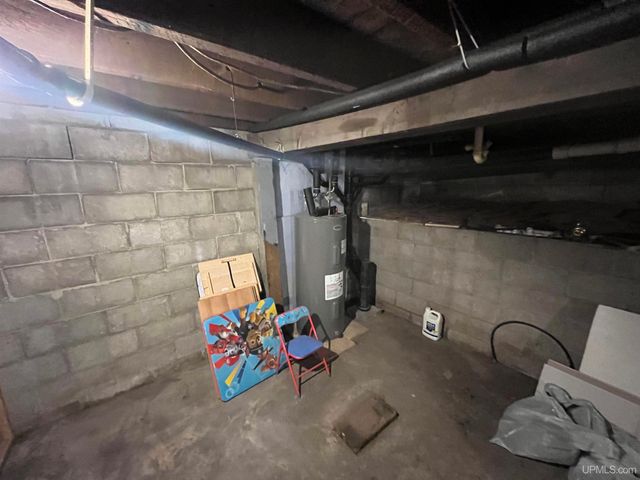 206 N 21st Street, Escanaba, MI 49829