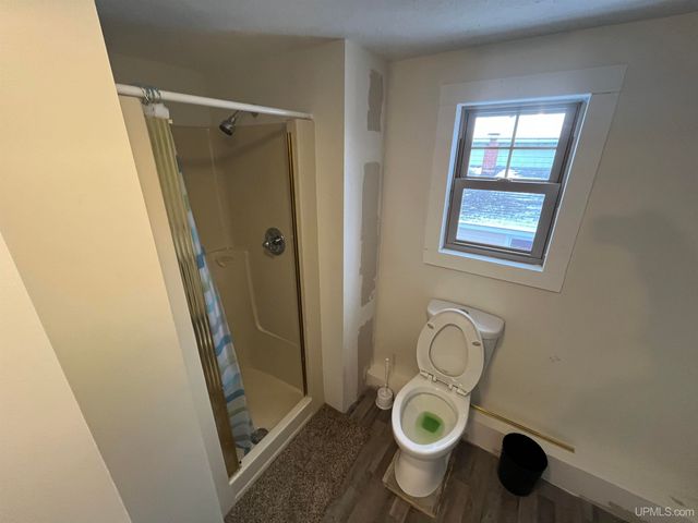 206 N 21st Street, Escanaba, MI 49829