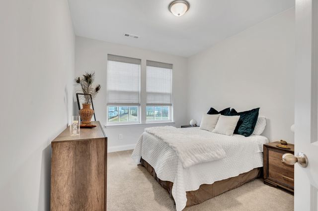 821 Westcott Ln, Antioch, TN 37013