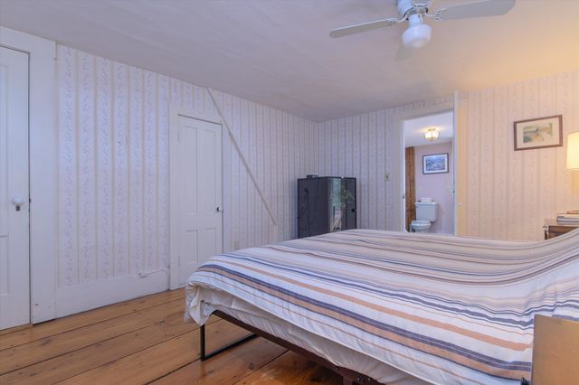 81 Main Street, Chester, VT 05143