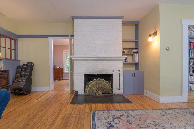 81 Main Street, Chester, VT 05143