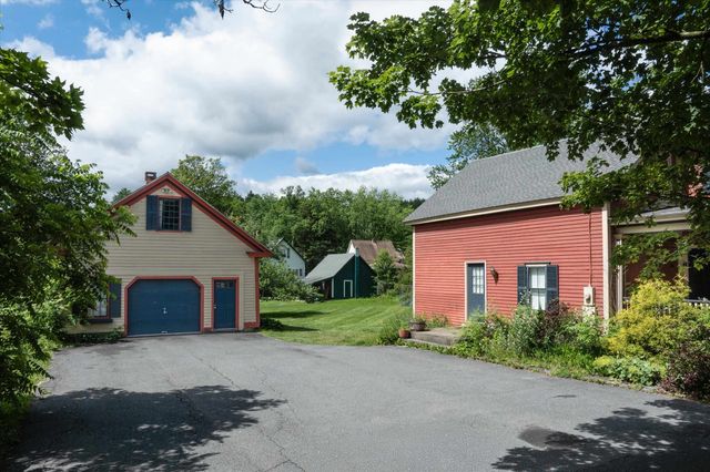 81 Main Street, Chester, VT 05143