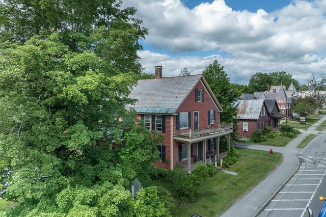 81 Main Street, Chester, VT 05143
