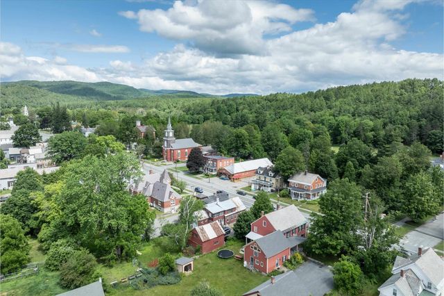 81 Main Street, Chester, VT 05143