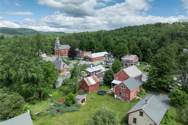 81 Main Street, Chester, VT 05143
