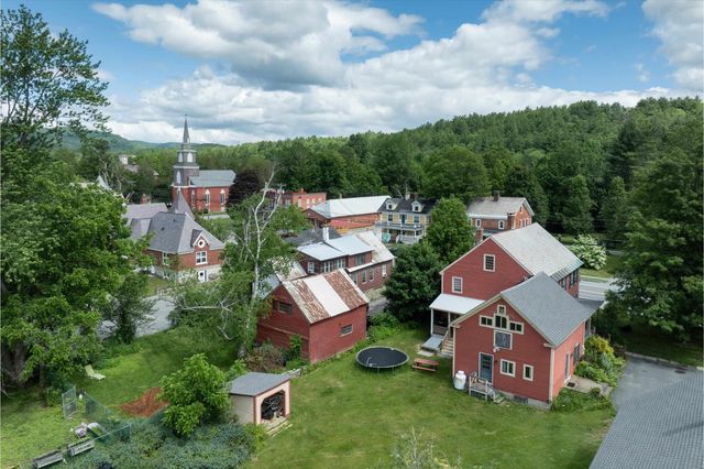 81 Main Street, Chester, VT 05143