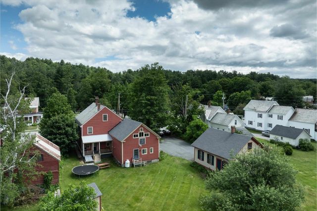 81 Main Street, Chester, VT 05143
