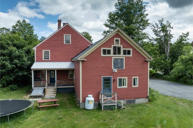 81 Main Street, Chester, VT 05143