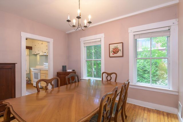 81 Main Street, Chester, VT 05143