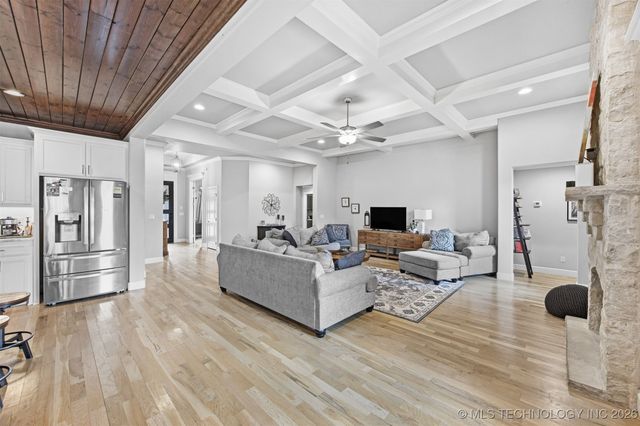 1506 Wildwood Drive, Claremore, OK 74017