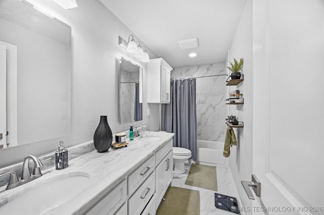 1506 Wildwood Drive, Claremore, OK 74017