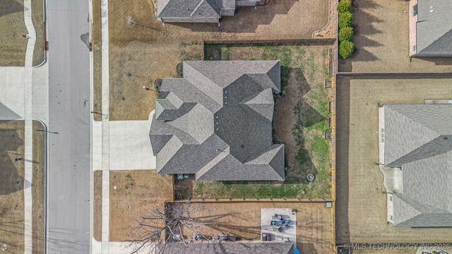 1506 Wildwood Drive, Claremore, OK 74017