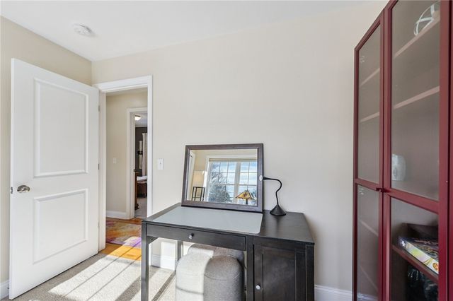 55 Dixie Avenue, Warwick, RI 02889