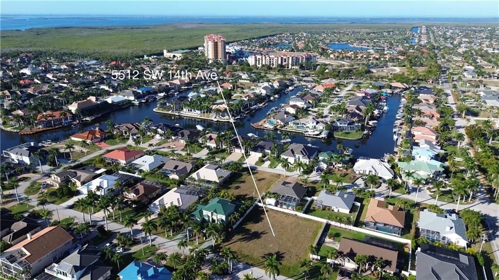 Image 10 of property listing at 5512 SW 14th AVE, Cape Coral, FL 33914