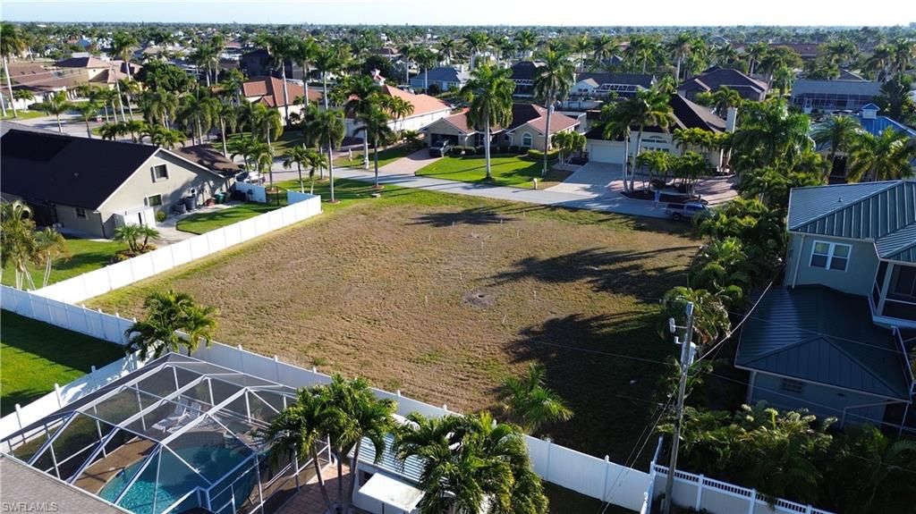 Image 16 of property listing at 5512 SW 14th AVE, Cape Coral, FL 33914