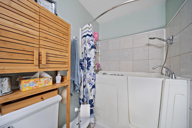 11 Summit Way, Wilton, NH 03086