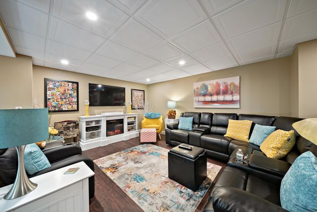 11 Summit Way, Wilton, NH 03086