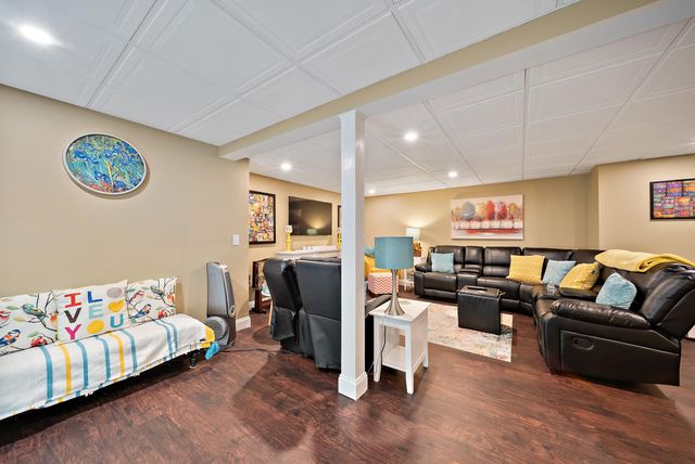 11 Summit Way, Wilton, NH 03086