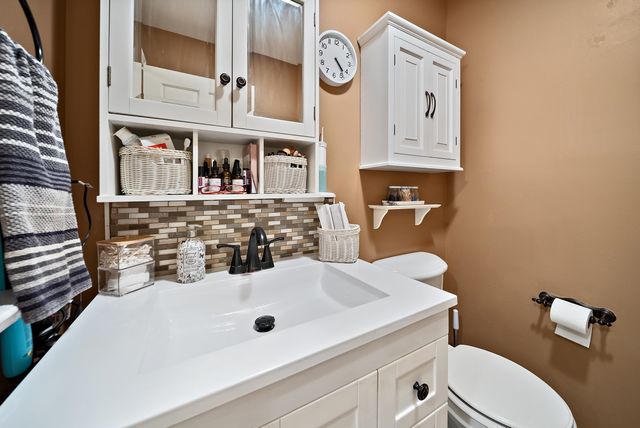 11 Summit Way, Wilton, NH 03086