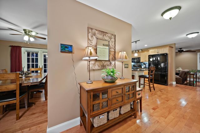 11 Summit Way, Wilton, NH 03086