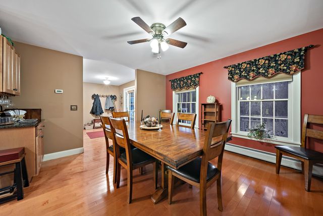 11 Summit Way, Wilton, NH 03086