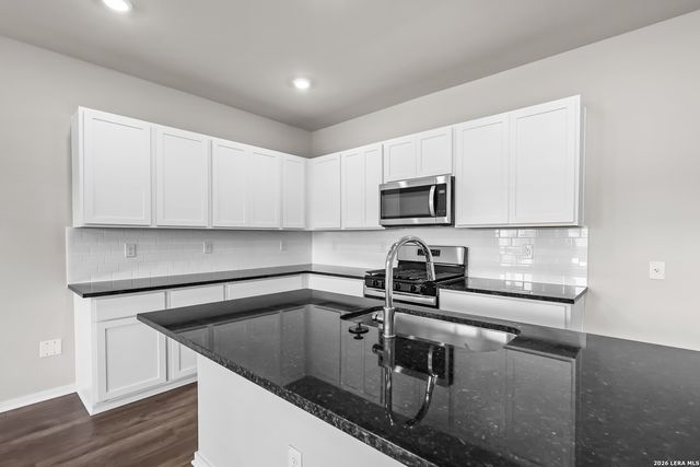 15565 Doublecreek Drive, San Antonio, TX 78253