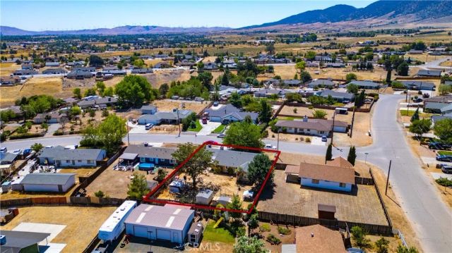 21511 San Gabriel, Tehachapi, CA 93561