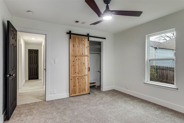 4221 Donnelly Avenue, Fort Worth, TX 76107