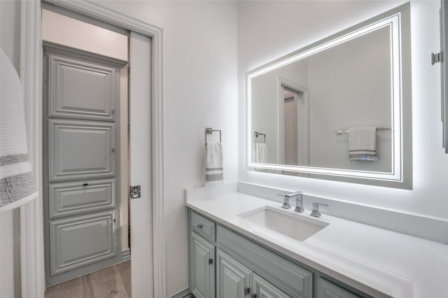 805 Huntington Court, Southlake, TX 76092