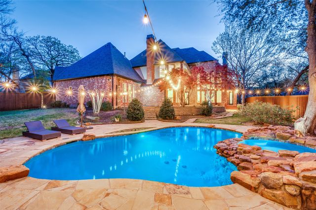 805 Huntington Court, Southlake, TX 76092