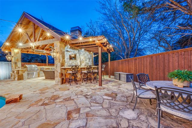 805 Huntington Court, Southlake, TX 76092