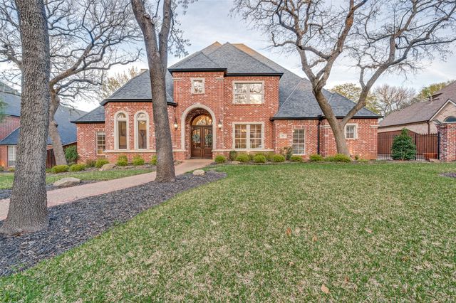 805 Huntington Court, Southlake, TX 76092