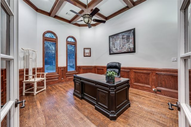 805 Huntington Court, Southlake, TX 76092