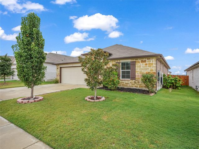 127 Sky Meadows CIR, San Marcos, TX 78666